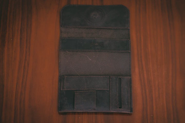 Pawch - Handcrafted Leather Rolling Tobacco Pouch Umber